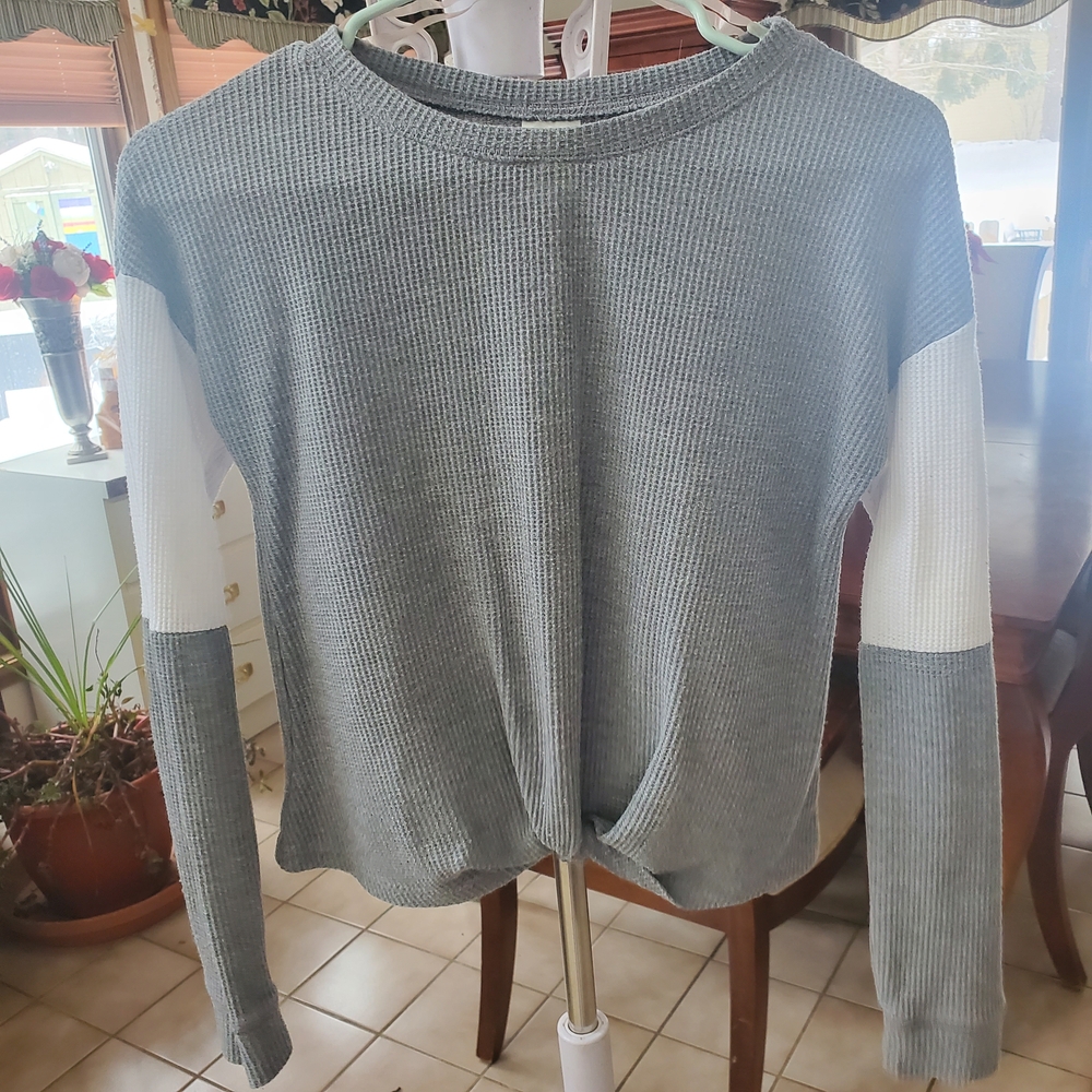 No Boundaries Gray and White Waffle Knit Top